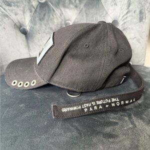 Diesel Women Hat in Black
